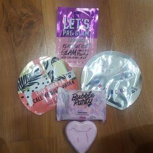 Victoria's Secret Pink bath bomb and mask set